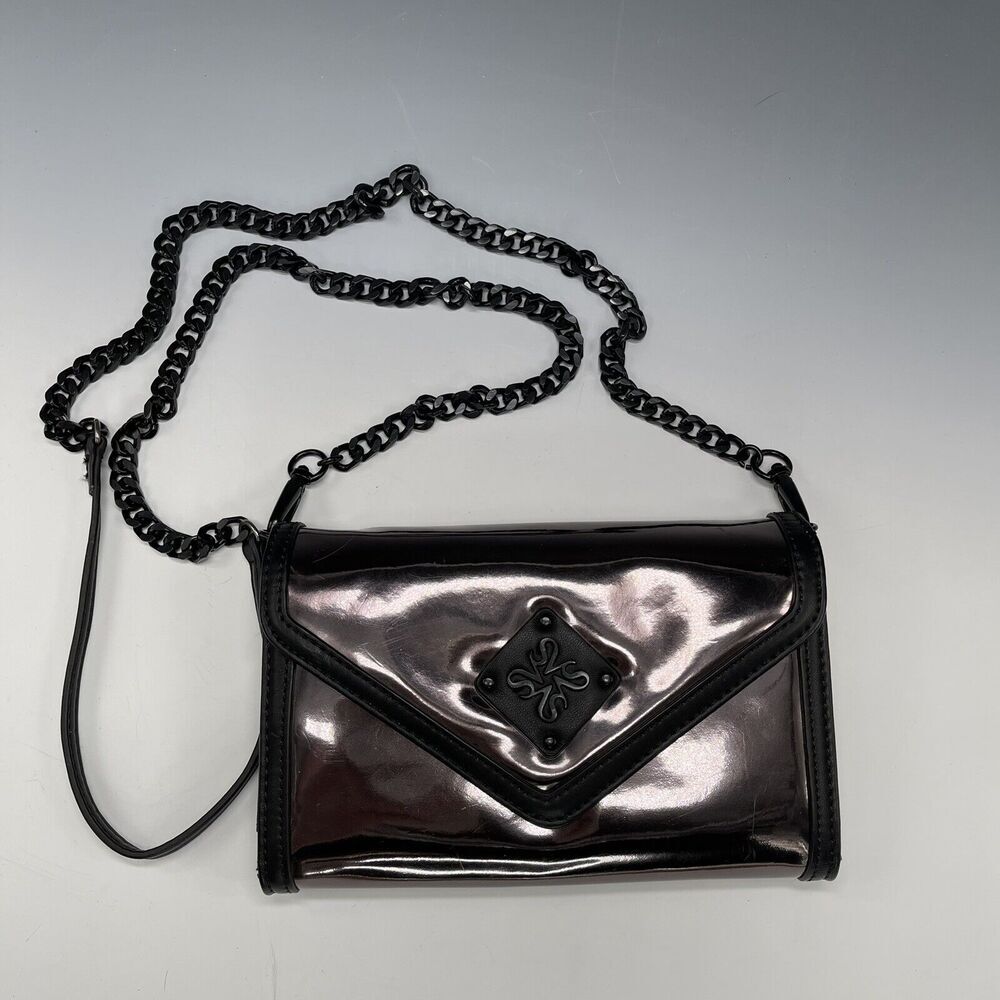Simply Vera Wang Mirrored Wallet Clutch Purse Chain Crossbody Bag Purple